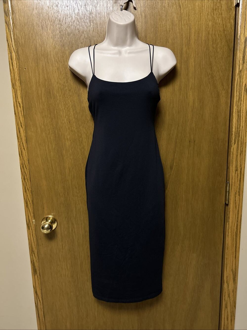 Aritzia Babaton Contour Dress size S Body Con Strappy Sleeveless Black LBD G26